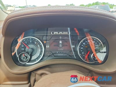Zdjęcie 9 z 12 samochodu: 2019 RAM 1500 LARAMIE VIN:1C6SRFJT8KN575647 - miniatura