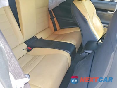 Zdjęcie 10 z 12 samochodu: 2019 LEXUS RC 350 VIN:JTHHZ5BC8K5021101 - miniatura
