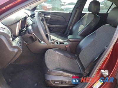 Zdjęcie 7 z 12 samochodu: 2015 CHEVROLET MALIBU 1LT VIN:1G11C5SL3FF228119 - miniatura