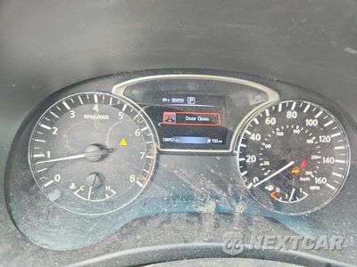 Zdjęcie 9 z 13 samochodu: 2016 NISSAN PATHFINDER S VIN:5N1AR2MM2GC605757 - miniatura