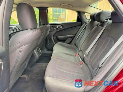 Zdjęcie 10 z 14 samochodu: 2016 CHRYSLER 200 LIMITED VIN:1C3CCCAB2GN129901 - miniatura
