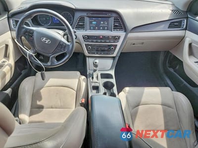 Zdjęcie 8 z 12 samochodu: 2017 HYUNDAI SONATA SPORT VIN:5NPE34AF5HH591173 - miniatura