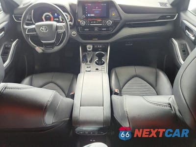 Zdjęcie 8 z 13 samochodu: 2025 TOYOTA HIGHLANDER XSE VIN:5TDKDRBH3SS579778 - miniatura