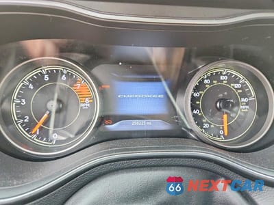 Zdjęcie 9 z 13 samochodu: 2022 JEEP CHEROKEE TRAILHAWK VIN:1C4PJMBXXND533549 - miniatura