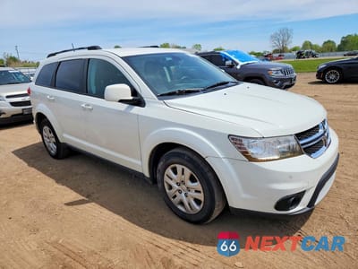 Czwarte zdjęcie samochodu z boku: 2019 DODGE JOURNEY SE VIN:3C4PDCBG4KT875036 - miniatura