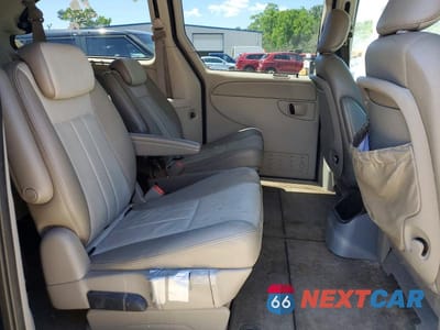 Zdjęcie 11 z 14 samochodu: 2005 CHRYSLER TOWN & COUNTRY TOURING VIN:2C4GP54L25R292727 - miniatura