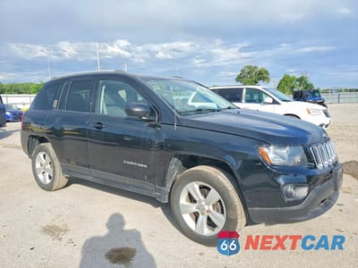 Czwarte zdjęcie samochodu z boku: 2016 JEEP COMPASS SPORT VIN:1C4NJDBB8GD782477 - miniatura