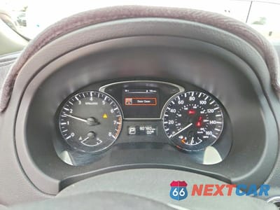 Zdjęcie 9 z 12 samochodu: 2015 NISSAN ALTIMA 2.5 S VIN:1N4AL3AP0FN898187 - miniatura