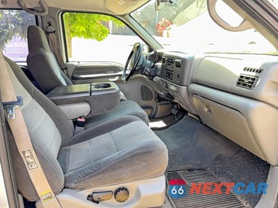 Piąte zdjęcie samochodu w środku: 2002 FORD F350 SRW SUPER DUTY VIN:1FTSW30F02ED56886 - miniatura