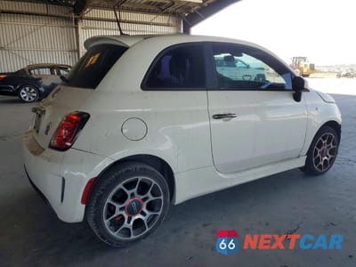 Trzecie zdjęcie samochodu z tyłu: 2015 FIAT 500 SPORT VIN:3C3CFFHH9FT667593 - miniatura