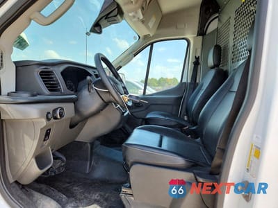 Zdjęcie 7 z 13 samochodu: 2025 FORD TRANSIT T-250 VIN:1FTBR1C87SKA55462 - miniatura