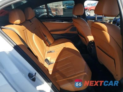Zdjęcie 10 z 12 samochodu: 2018 BMW 540 I VIN:WBAJE5C58JWA97277 - miniatura