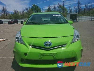 Piąte zdjęcie samochodu w środku: 2013 TOYOTA PRIUS V VIN:JTDZN3EU4D3213737 - miniatura