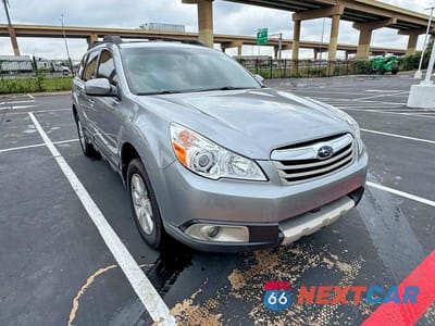 2011 SUBARU OUTBACK 2.5I LIMITED 4S4BRCKC9B3370125 - główne zdjęcie licytacji z USA - miniatura