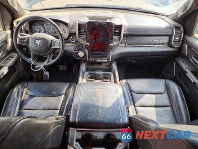 Zdjęcie 8 z 13 samochodu: 2020 RAM 1500 LIMITED VIN:1C6SRFHT7LN380758 - miniatura