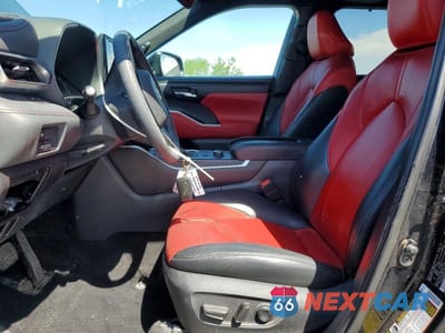 Zdjęcie 7 z 14 samochodu: 2021 TOYOTA HIGHLANDER XSE VIN:5TDJZRBH3MS145070 - miniatura