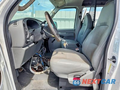 Zdjęcie 7 z 14 samochodu: 2006 FORD ECONOLINE E250 VAN VIN:1FTNE24L16HA38533 - miniatura