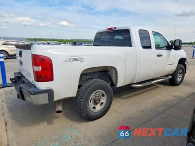 Trzecie zdjęcie samochodu z tyłu: 2009 CHEVROLET SILVERADO K2500 HEAVY DUTY LT VIN:1GCHK59K29E127122 - miniatura