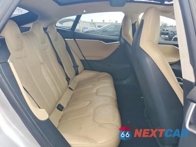 Zdjęcie 10 z 12 samochodu: 2014 TESLA MODEL S VIN:5YJSA1H1XEFP54167 - miniatura