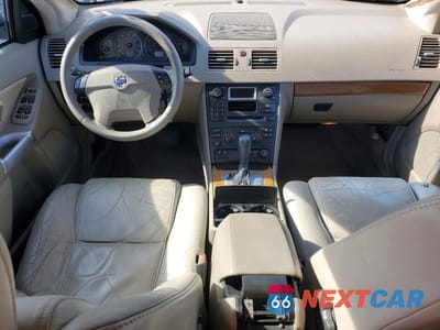 Zdjęcie 8 z 13 samochodu: 2004 VOLVO XC90 VIN:YV1CY59H841069735 - miniatura