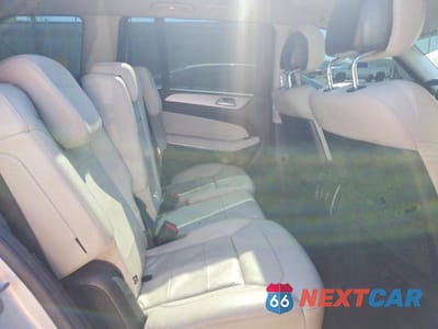 Zdjęcie 11 z 13 samochodu: 2018 MERCEDES-BENZ GLS 550 4MATIC VIN:4JGDF7DE3JB151365 - miniatura