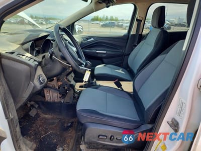 Zdjęcie 7 z 13 samochodu: 2018 FORD ESCAPE SE VIN:1FMCU9GD6JUC60603 - miniatura