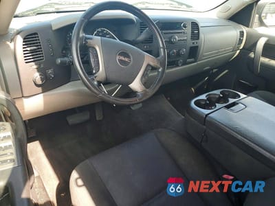 Zdjęcie 8 z 12 samochodu: 2012 GMC SIERRA C1500 SL VIN:1GTR1UEA3CZ136829 - miniatura