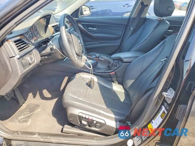 Zdjęcie 7 z 12 samochodu: 2014 BMW 320 I XDRIVE VIN:WBA3C3C5XEP660930 - miniatura