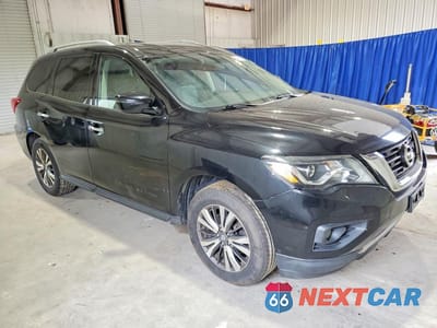 Czwarte zdjęcie samochodu z boku: 2019 NISSAN PATHFINDER SV VIN:5N1DR2MM8KC596083 - miniatura