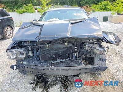Piąte zdjęcie samochodu w środku: 2020 DODGE CHALLENGER SXT VIN:2C3CDZAG2LH227373 - miniatura