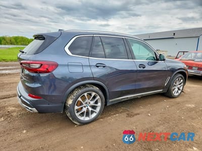 Trzecie zdjęcie samochodu z tyłu: 2022 BMW X5 XDRIVE40I VIN:5UXCR6C06N9K67825 - miniatura