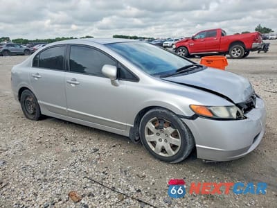 Czwarte zdjęcie samochodu z boku: 2008 HONDA CIVIC LX VIN:2HGFA16588H335984 - miniatura