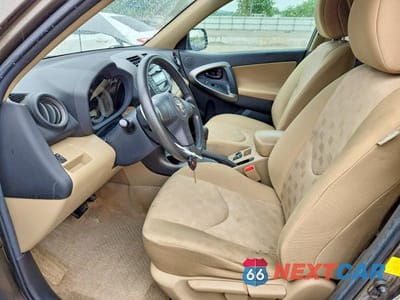 Zdjęcie 7 z 13 samochodu: 2011 TOYOTA RAV4 BASE VIN:2T3BF4DV2BW165082 - miniatura