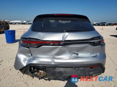 Zdjęcie 6 z 13 samochodu: 2024 PORSCHE MACAN BASE VIN:WP1AA2A58RLB01708 - miniatura