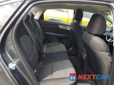Zdjęcie 10 z 12 samochodu: 2024 KIA FORTE LX, LXS VIN:3KPF24AD5RE811455 - miniatura