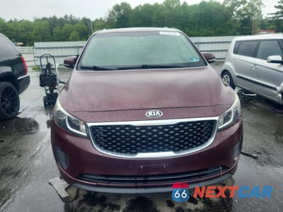 Piąte zdjęcie samochodu w środku: 2017 KIA SEDONA LX VIN:KNDMB5C19H6284413 - miniatura