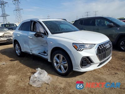 Czwarte zdjęcie samochodu z boku: 2022 AUDI Q3 PREMIUM PLUS S LINE 45 VIN:WA1EECF32N1050274 - miniatura
