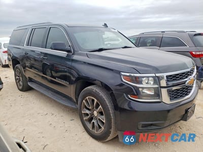 Czwarte zdjęcie samochodu z boku: 2018 CHEVROLET SUBURBAN K1500 LT VIN:1GNSKHKC8JR208821 - miniatura
