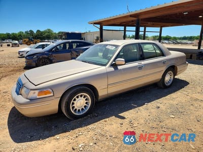 1998 FORD CROWN VICTORIA LX 2FAFP74W5WX179374 - główne zdjęcie licytacji z USA - miniatura
