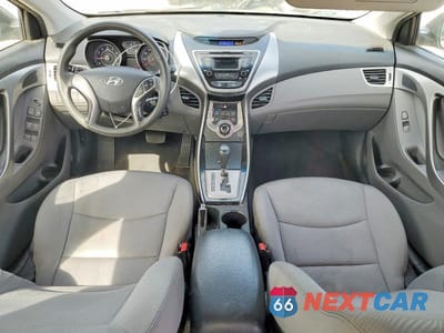Zdjęcie 8 z 12 samochodu: 2013 HYUNDAI ELANTRA GLS VIN:5NPDH4AE0DH435332 - miniatura