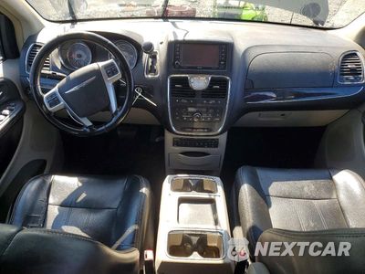 Zdjęcie 8 z 13 samochodu: 2011 CHRYSLER TOWN & COUNTRY TOURING L VIN:2A4RR8DG7BR759590 - miniatura