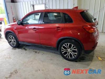 Drugie zdjęcie samochodu z przodu: 2018 MITSUBISHI OUTLANDER SPORT ES VIN:JA4AP3AU8JU024151 - miniatura