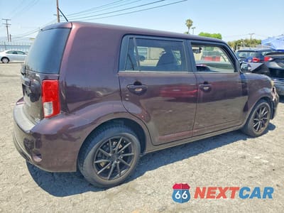 Trzecie zdjęcie samochodu z tyłu: 2013 TOYOTA SCION XB VIN:JTLZE4FE7DJ036405 - miniatura