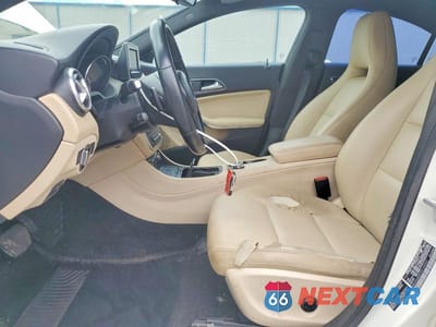 Zdjęcie 7 z 13 samochodu: 2014 MERCEDES-BENZ CLA 250 VIN:WDDSJ4EB7EN104962 - miniatura