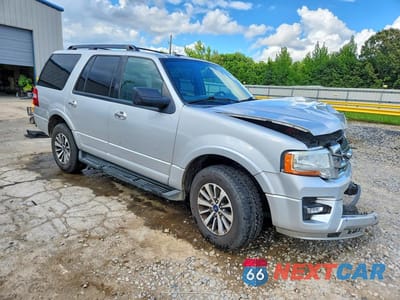 Czwarte zdjęcie samochodu z boku: 2017 FORD EXPEDITION XLT VIN:1FMJU1HT1HEA55984 - miniatura