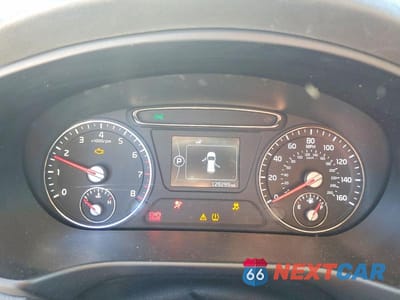 Zdjęcie 9 z 12 samochodu: 2016 KIA SORENTO LX VIN:5XYPG4A35GG043263 - miniatura
