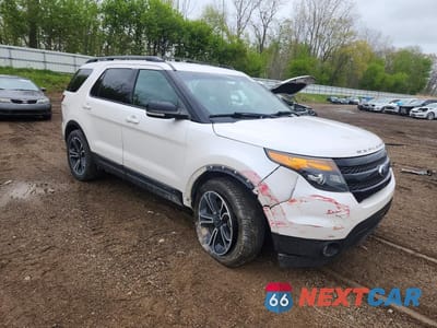 Czwarte zdjęcie samochodu z boku: 2015 FORD EXPLORER SPORT VIN:1FM5K8GT0FGB88559 - miniatura
