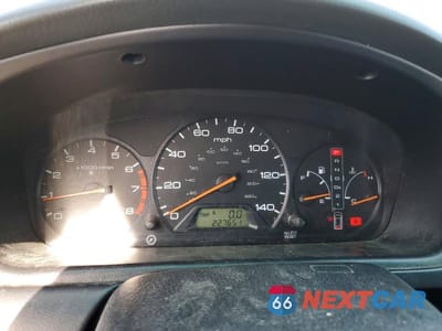 Zdjęcie 9 z 13 samochodu: 2002 HONDA ODYSSEY EX VIN:2HKRL186X2H511962 - miniatura