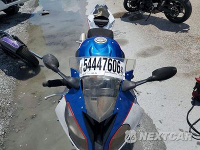 Piąte zdjęcie samochodu w środku: 2018 BMW S 1000 RR VIN:WB10D6000JZ711490 - miniatura