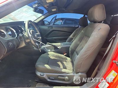 Zdjęcie 7 z 12 samochodu: 2014 FORD MUSTANG VIN:1ZVBP8EMXE5211065 - miniatura